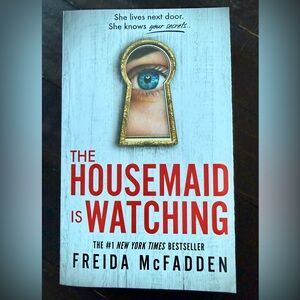 🔥4 for $30🔥📓❤️The Housemaid is Watching by Freida McFadden❤️📓